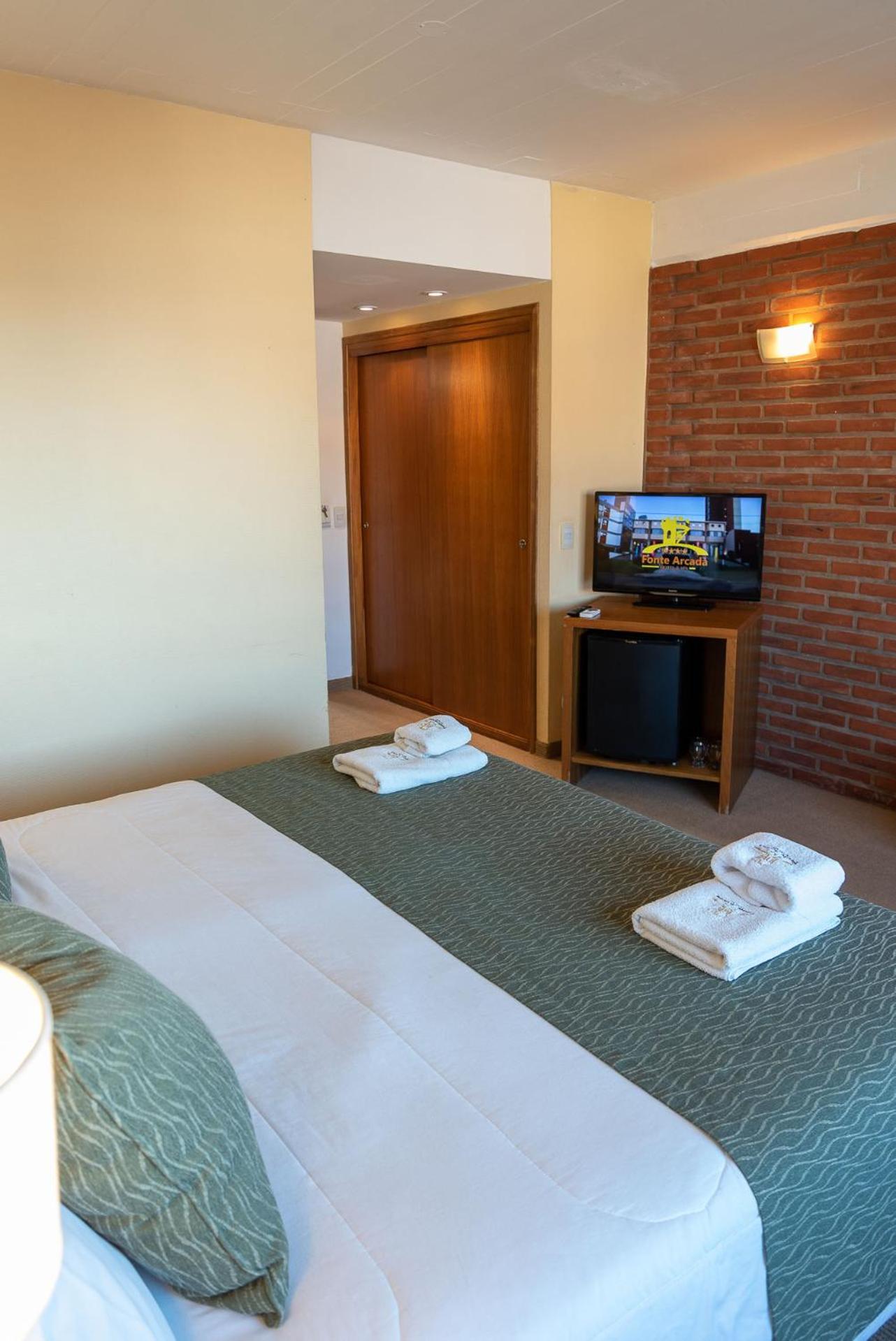 Hotel Fonte Arcada Villa Gesell Habitación foto