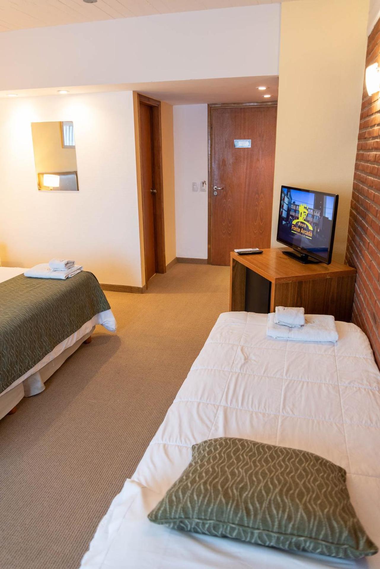 Hotel Fonte Arcada Villa Gesell Habitación foto